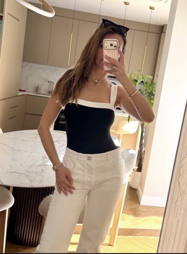 90f50c9110df87bc4e6a6557351bb5fa.jpg