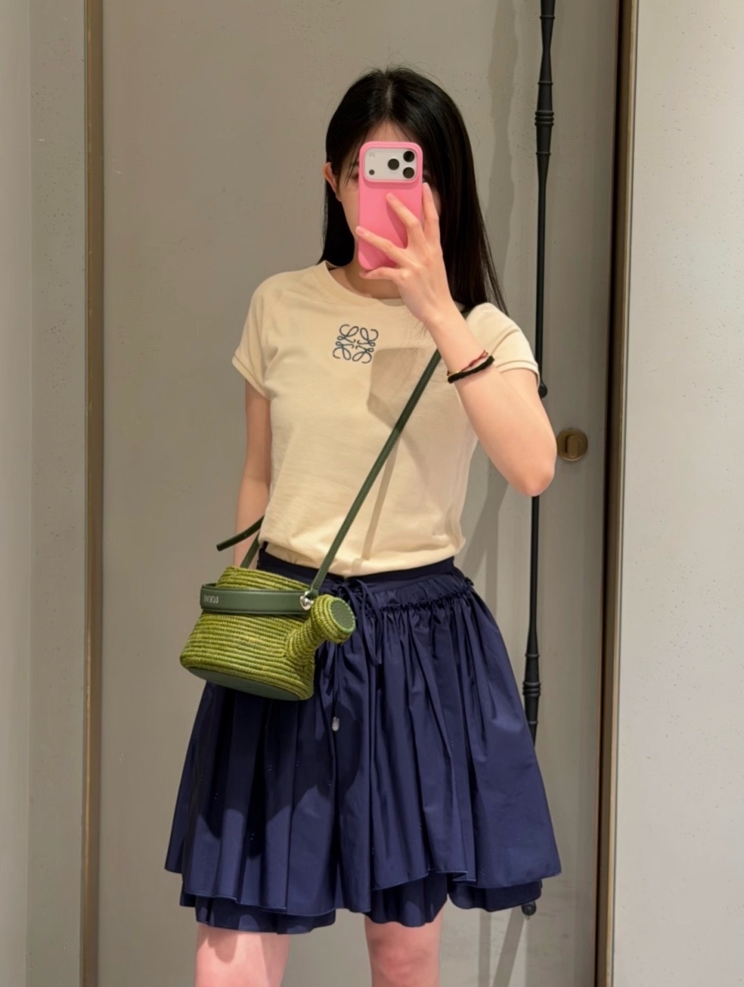 adf5c2e3cd6bdf370916f41101be666f.jpg