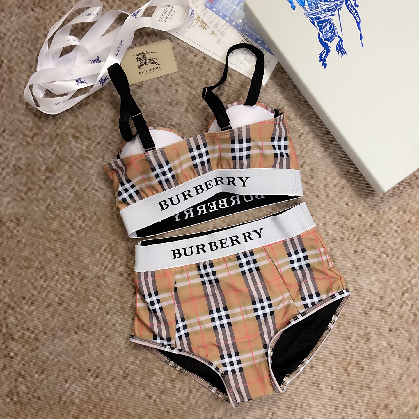 d884131437e3a7c49b818cf806db6a41.jpg