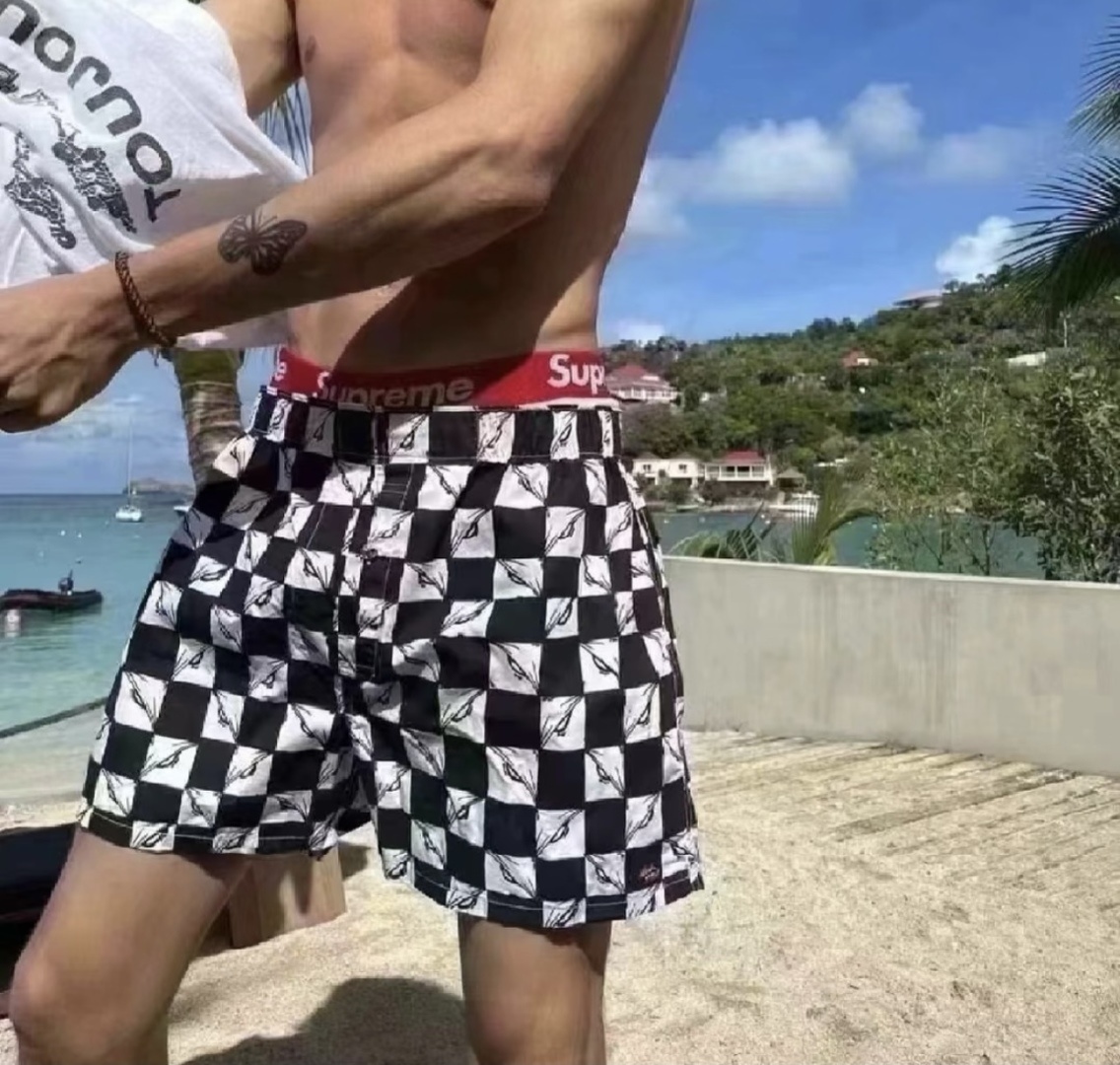 e0b959ded549b4da2b2740eb60fdd41f.jpg