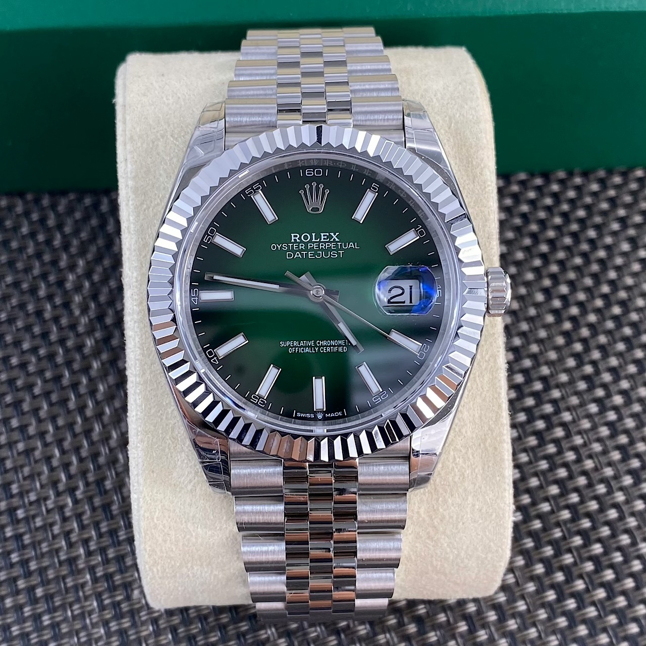 30544a89d9d2f45ae7ae225855f56215.jpg