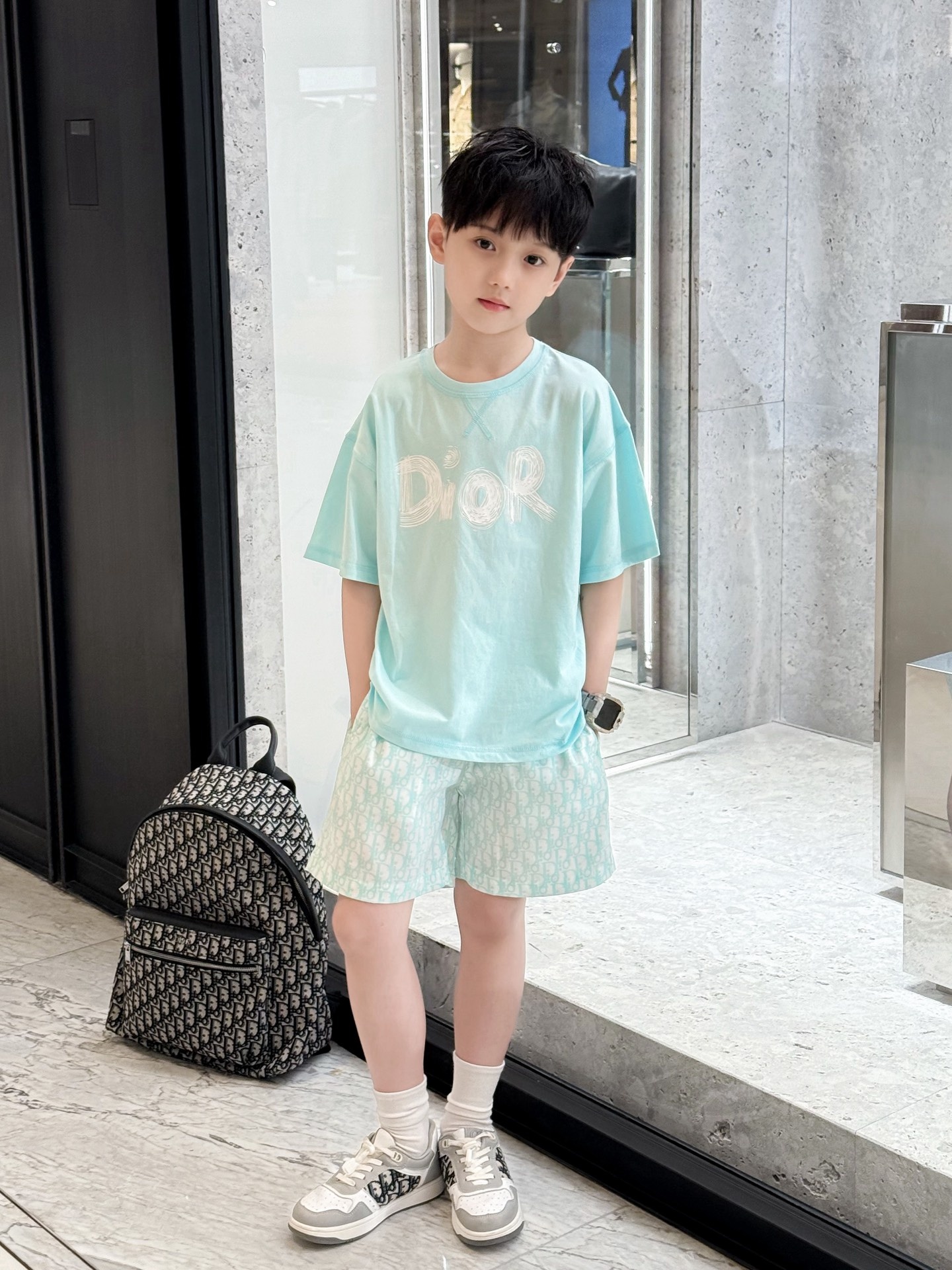 1109dc64a40adb6522fa54baabd359b1.jpg