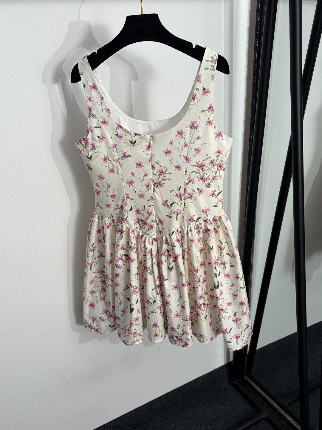 17232f2b84ab57a805b03cccece51e9d.jpg