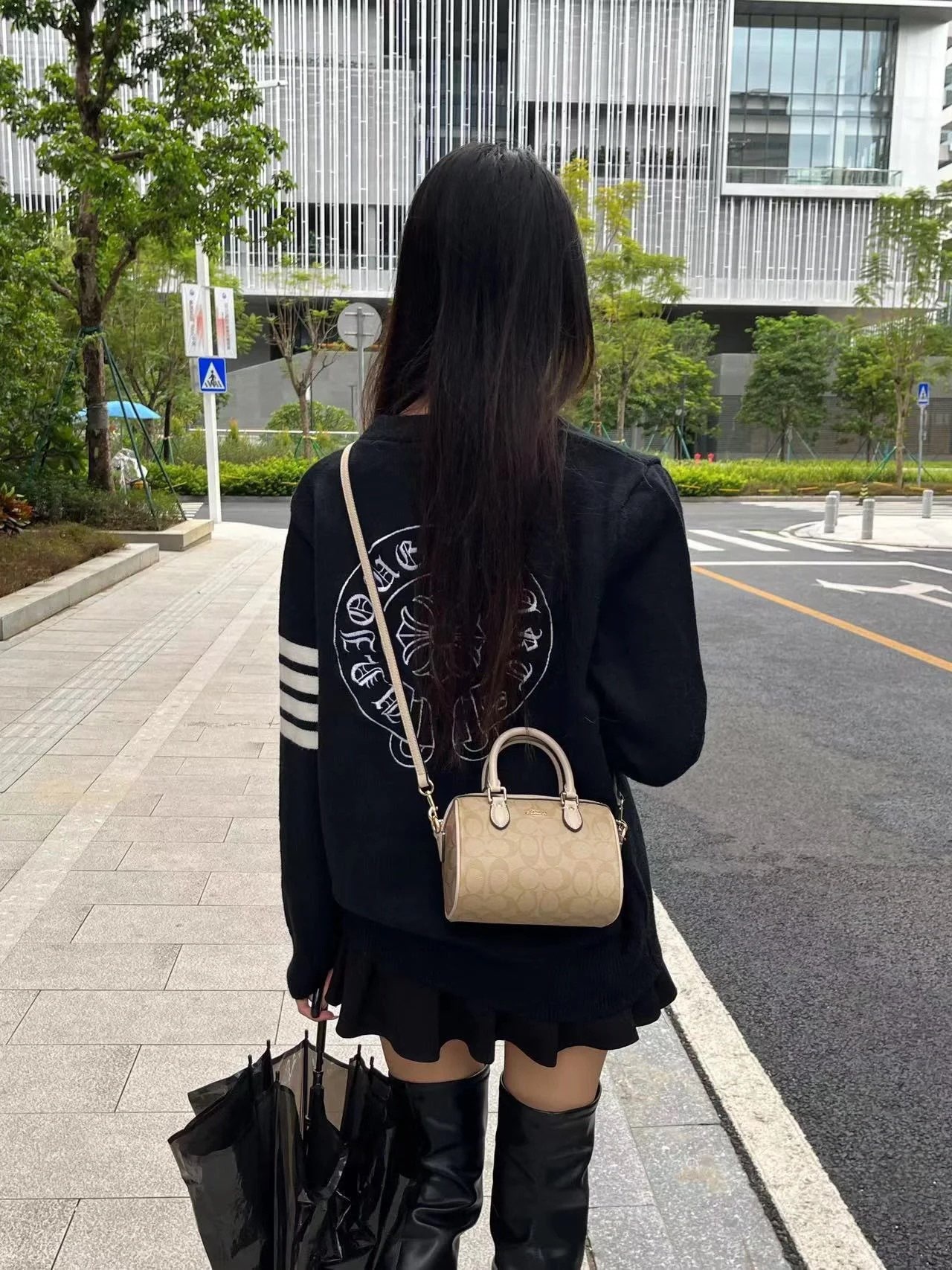 31a4b4cb6642af530db3c8efbd6551b0.jpg