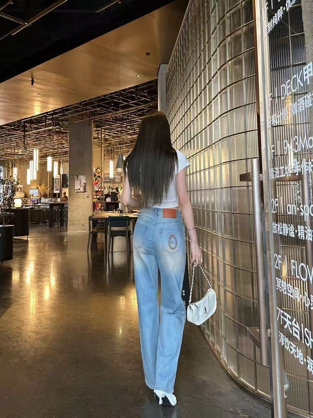 63f7a2cbd68155542d7aa3df77e1fa80.jpg