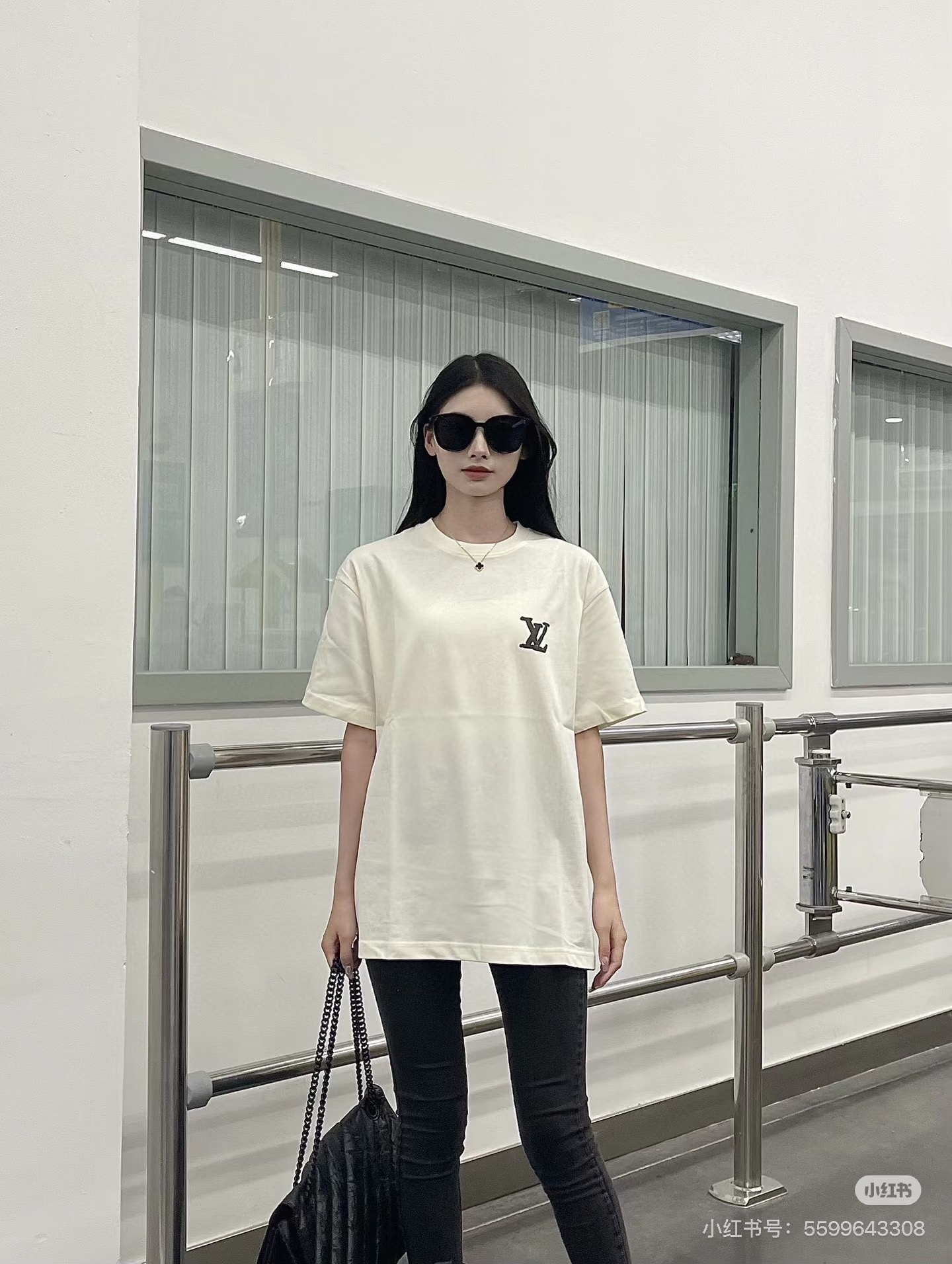 94642c5fbb1940a58631ce96b2066e37.jpg