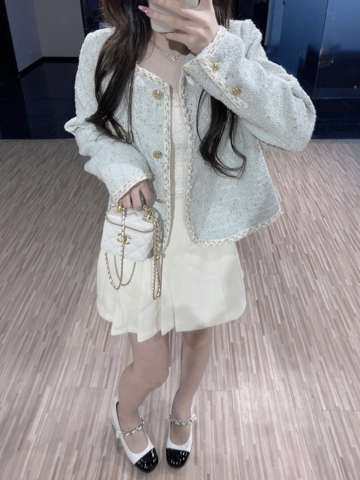 99a8b178afe14f8384126fe9089a1347.jpg