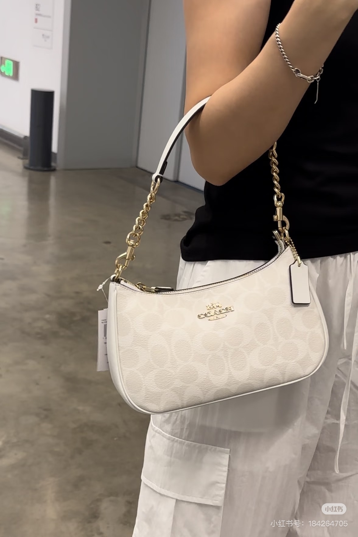 b42307c5e1c7ebddff34f260ac263a26.jpg