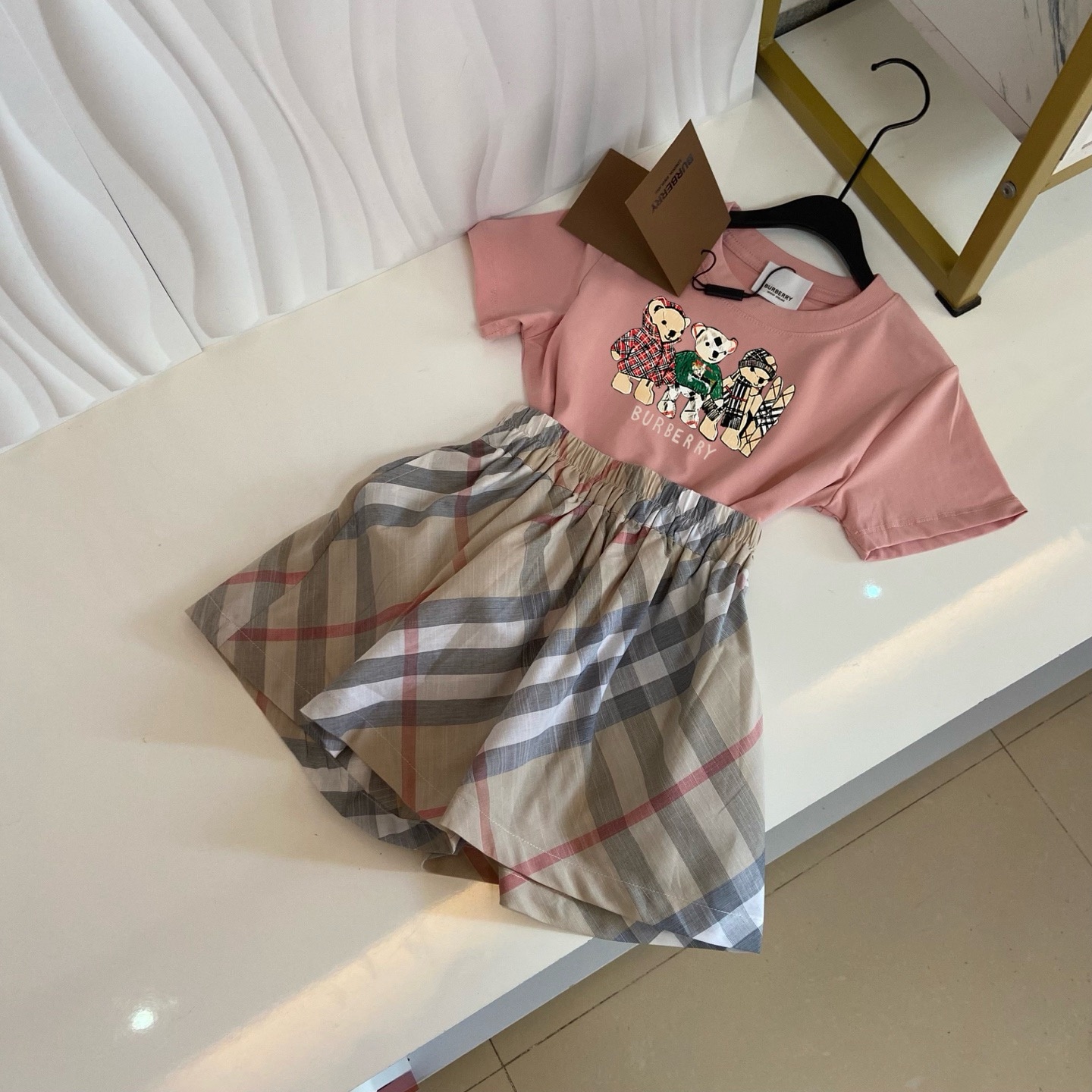 e6c82dba6de667ea30318a600bbf6a08.jpg