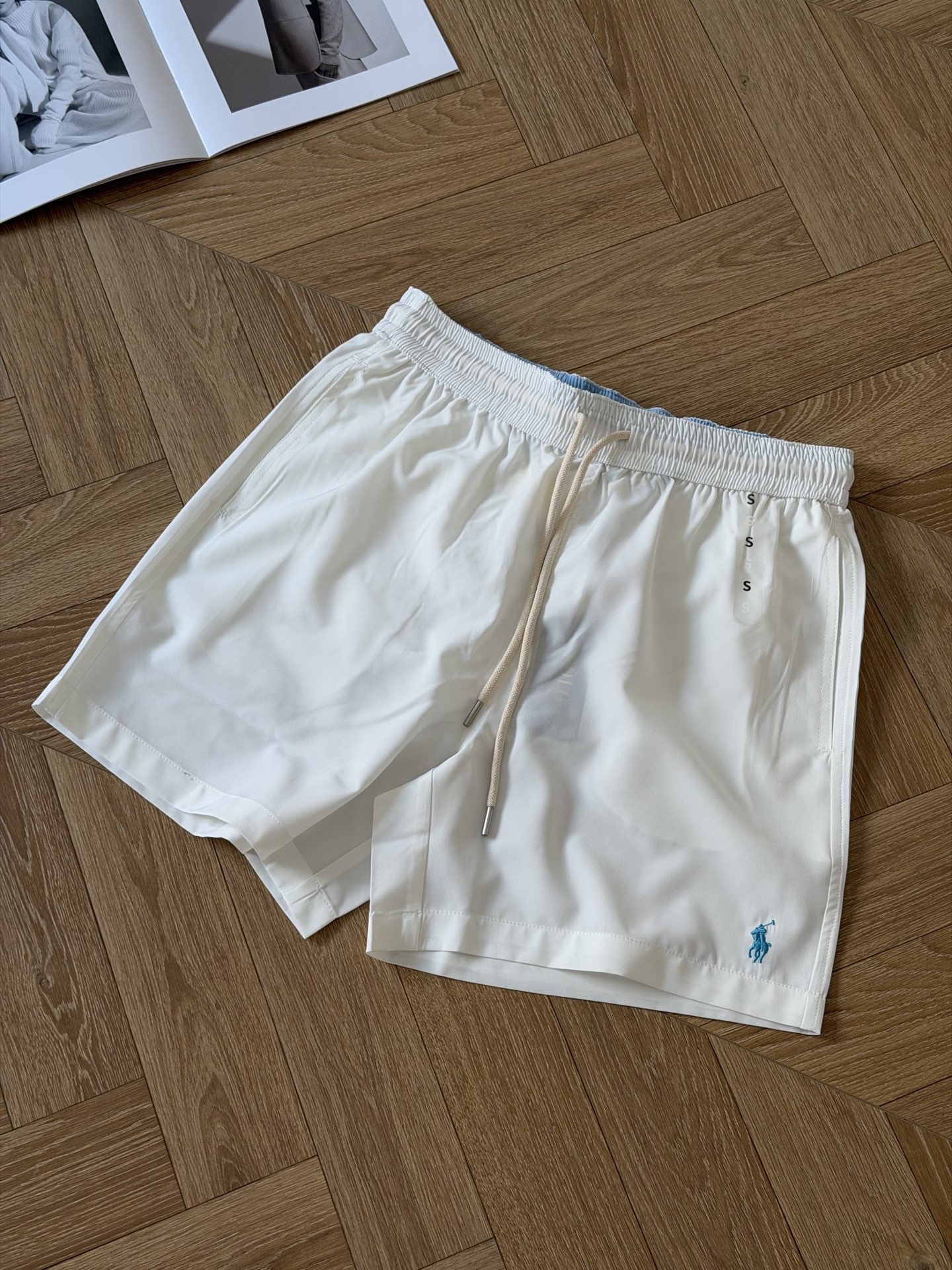 edc01ef7d739143f0c8aaf830cd3b88e.jpg