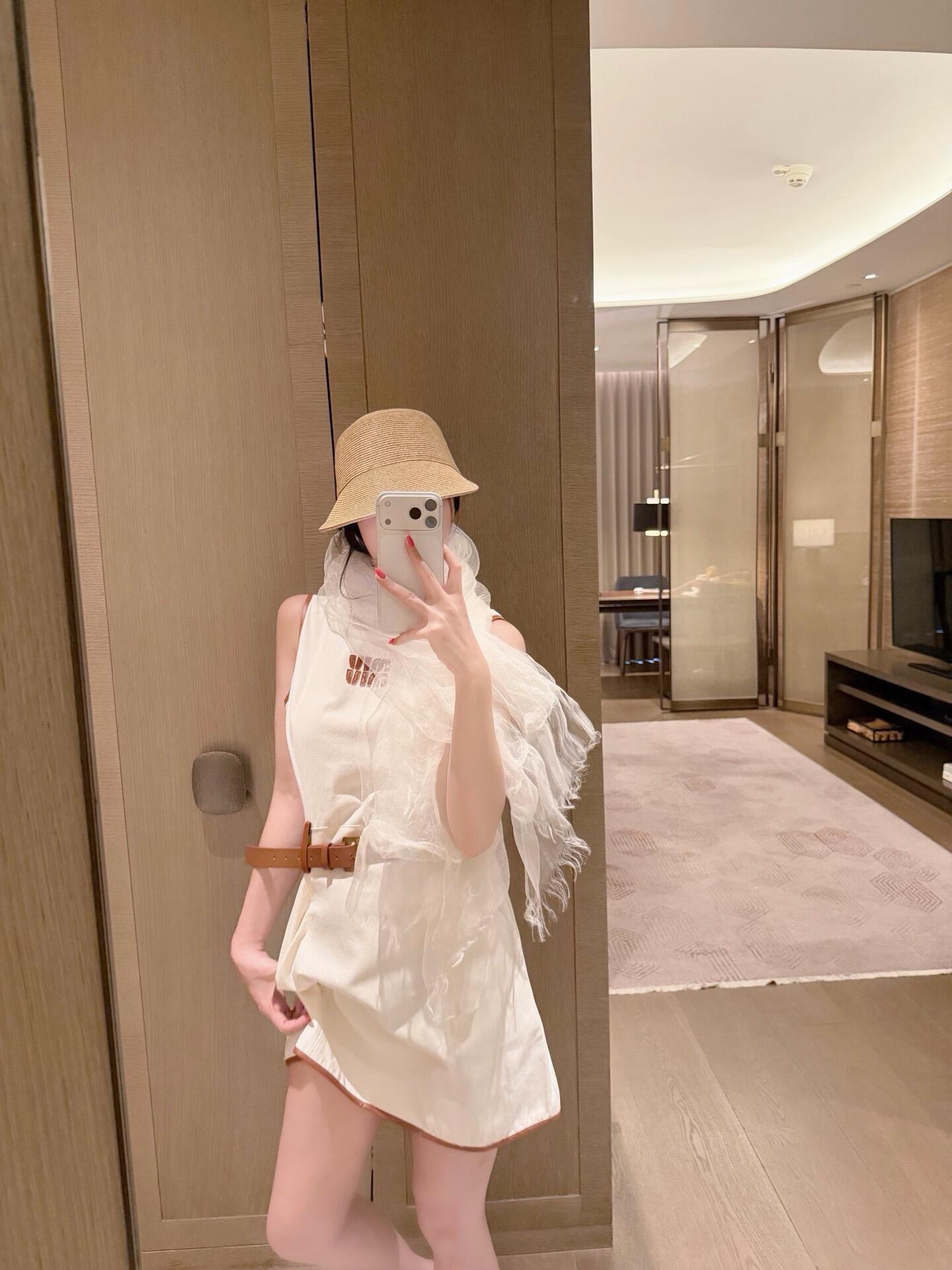 0d15fe509deb21bf66c98159a7226f01.jpg