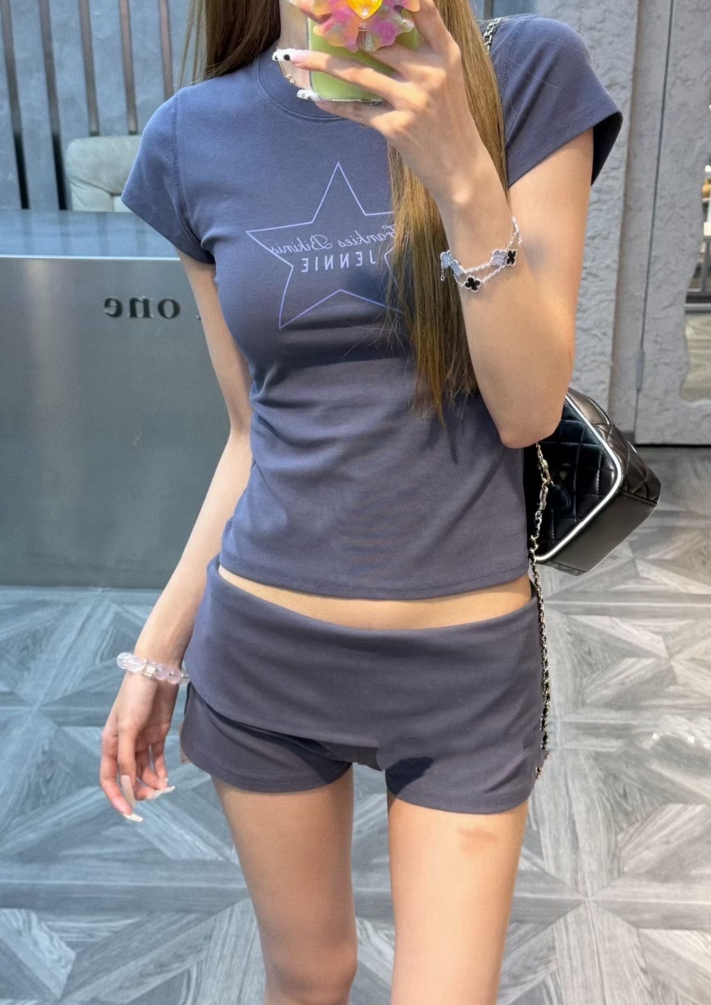 1bd5207444d7ee9d2aeaa431fefc1f47.jpg