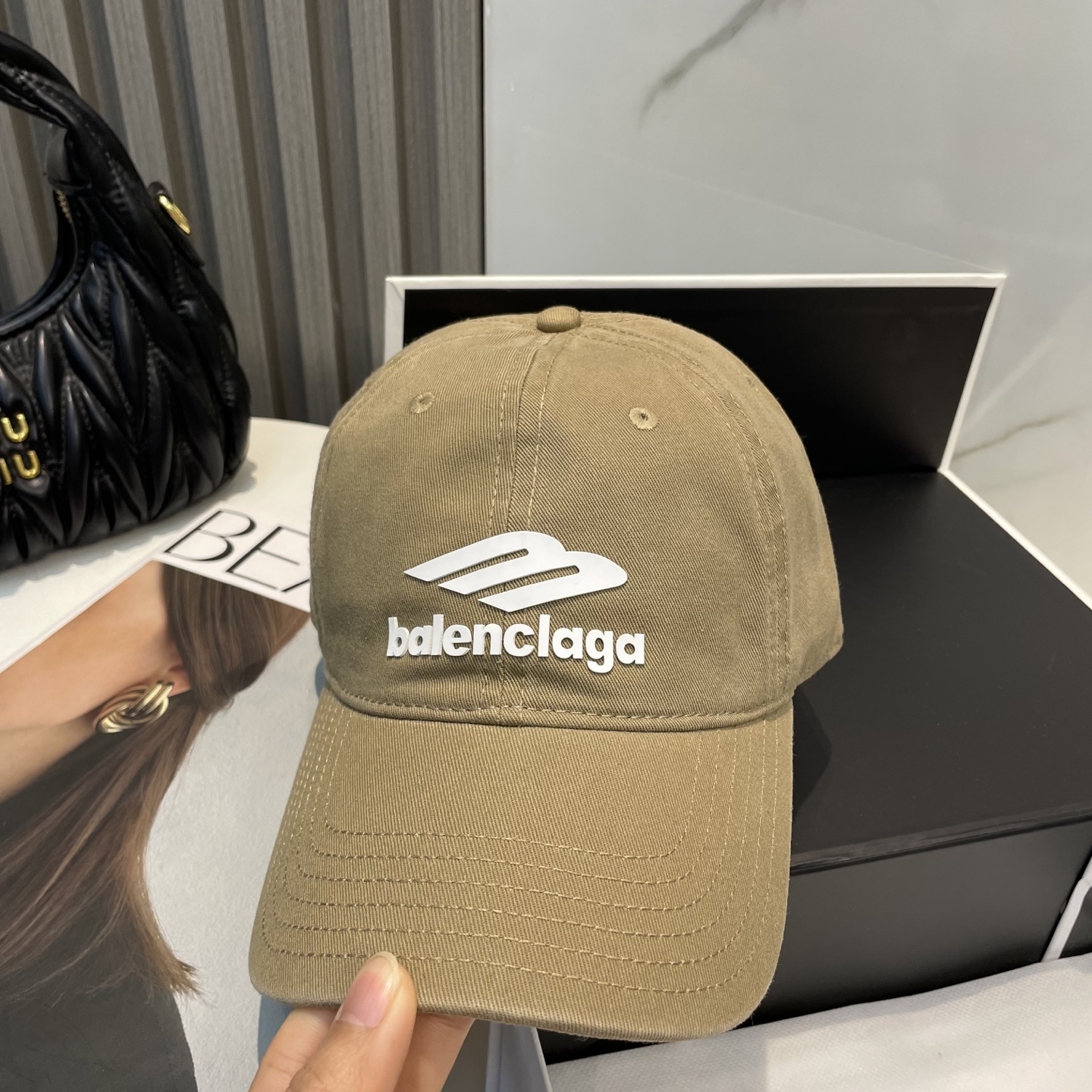 3e0653a0bde1a65a676e20ce3b0873a6.jpg