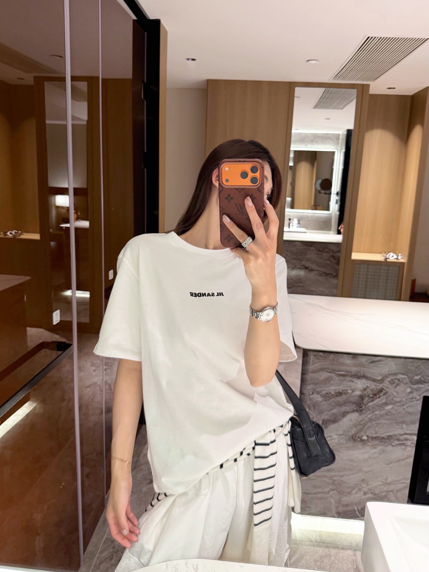 9febdbdcebae83445f9fed2d016b4d16.jpg
