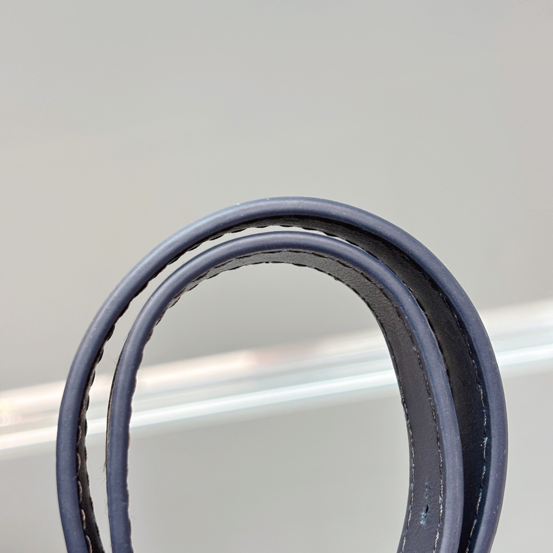 ebc8dcae2cb82ff0018f8c2bc01f7c43.jpg
