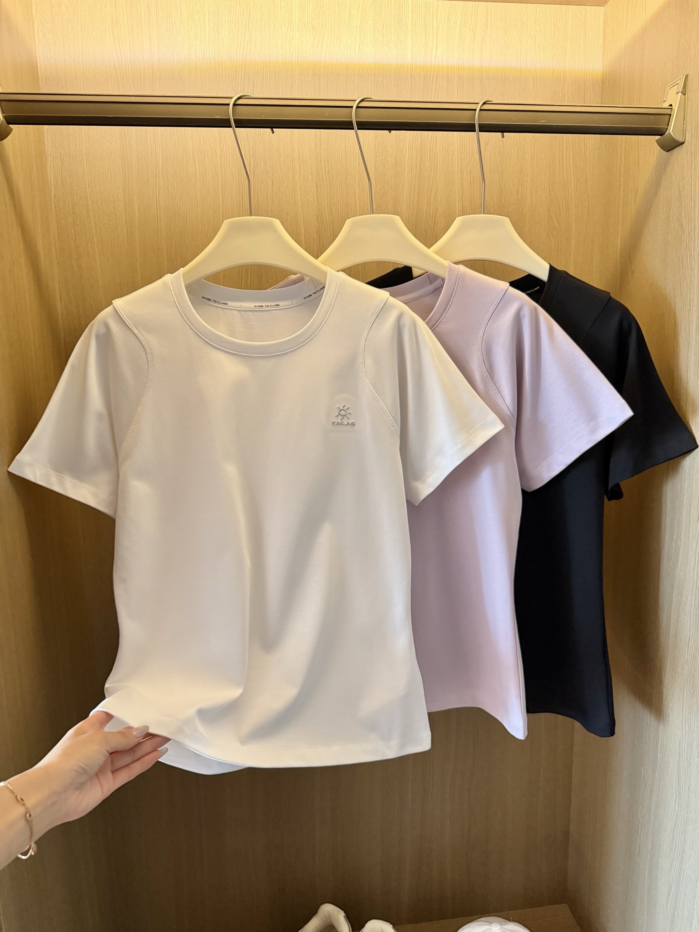 f79d880f5dc92e1429bbd7cfb50290e6.jpg