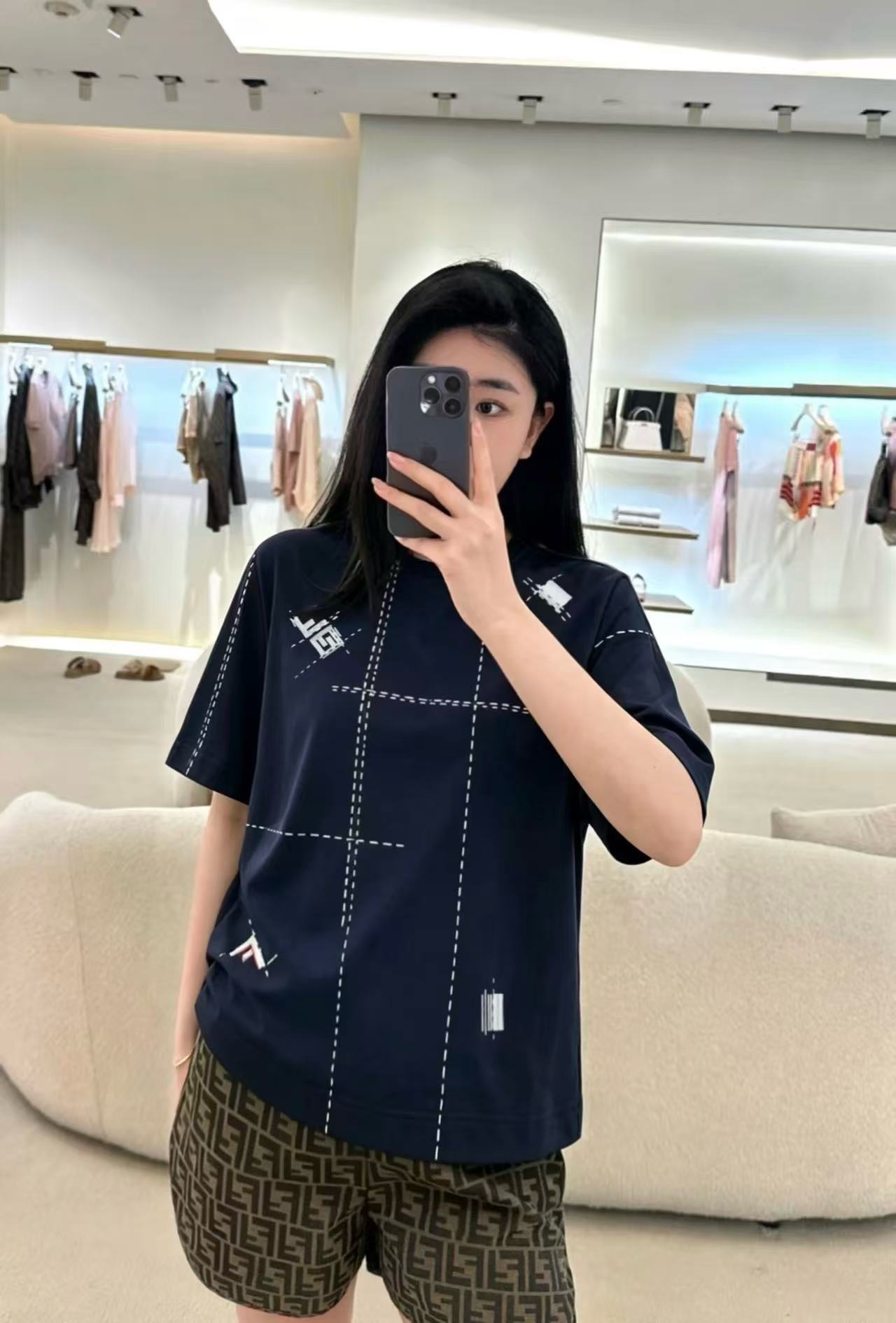 1e0b0d8edaba85611be59c1d8aaa519f.jpg