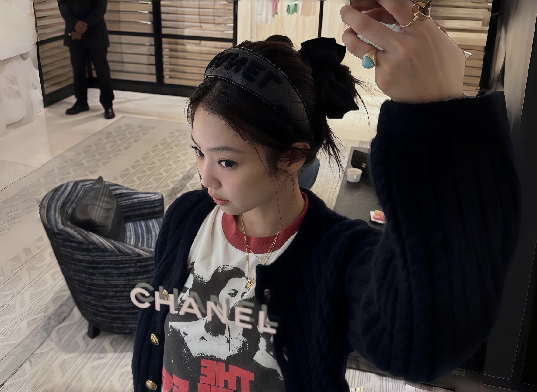 5d9b7d790271fc8b9f13a1784e20aeea.jpg