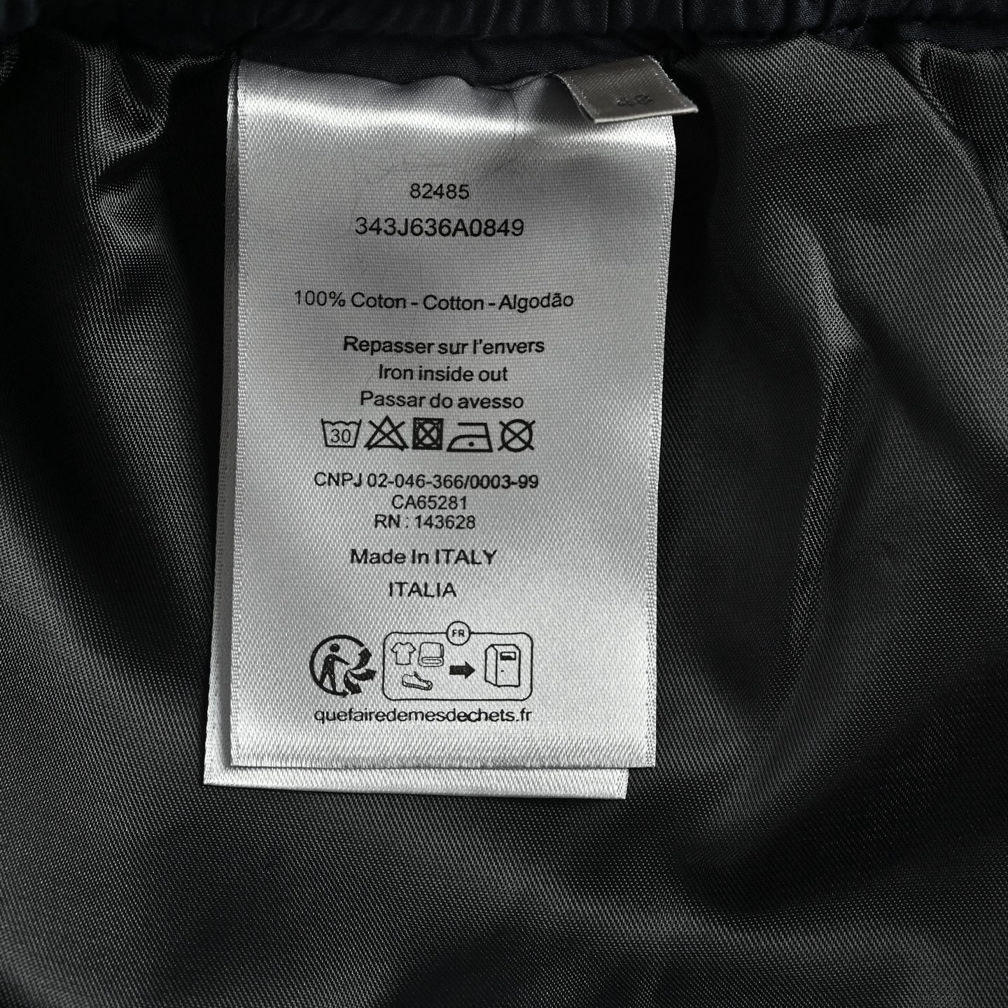 abf5eac4ed94b0e11cfe18305e46aa03.jpg