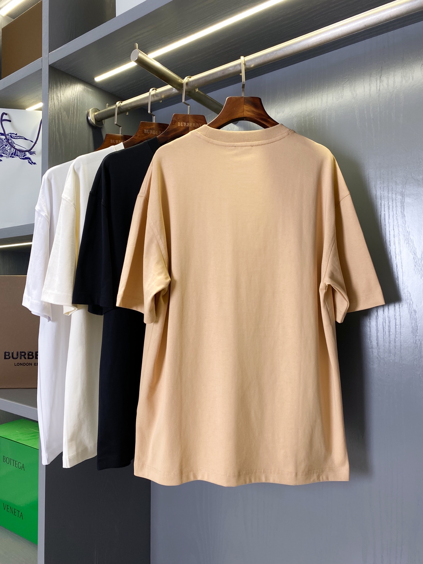 2ec926411dfa60e8816e299518bf2ced.jpg