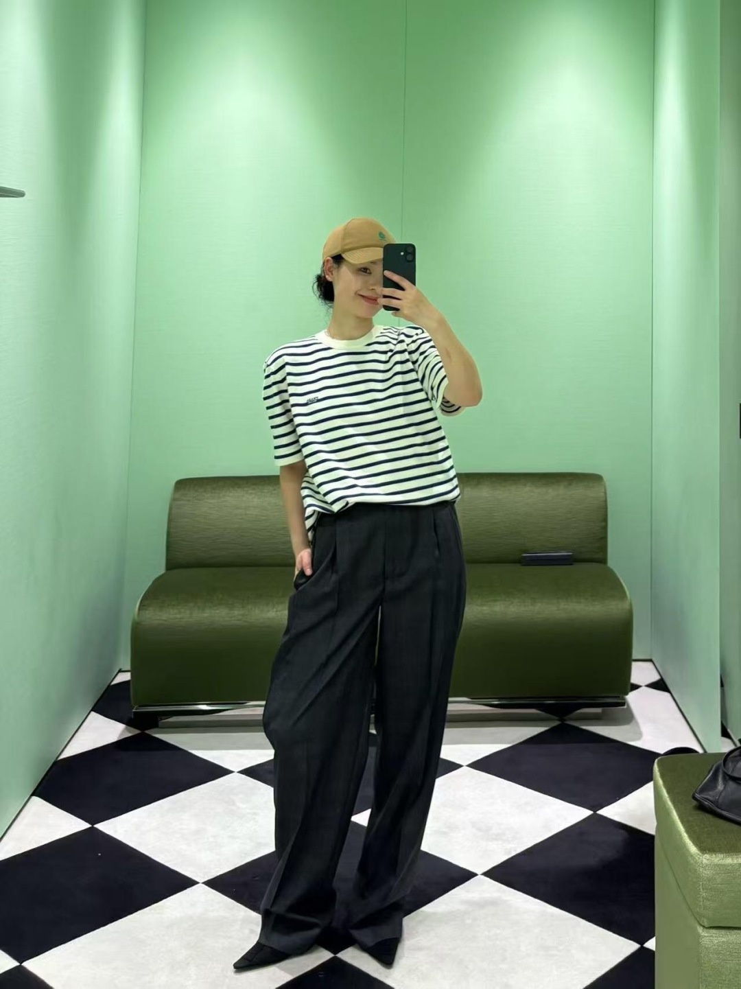 6417b1c9711d547bbb7b7beb2d71a310.jpg