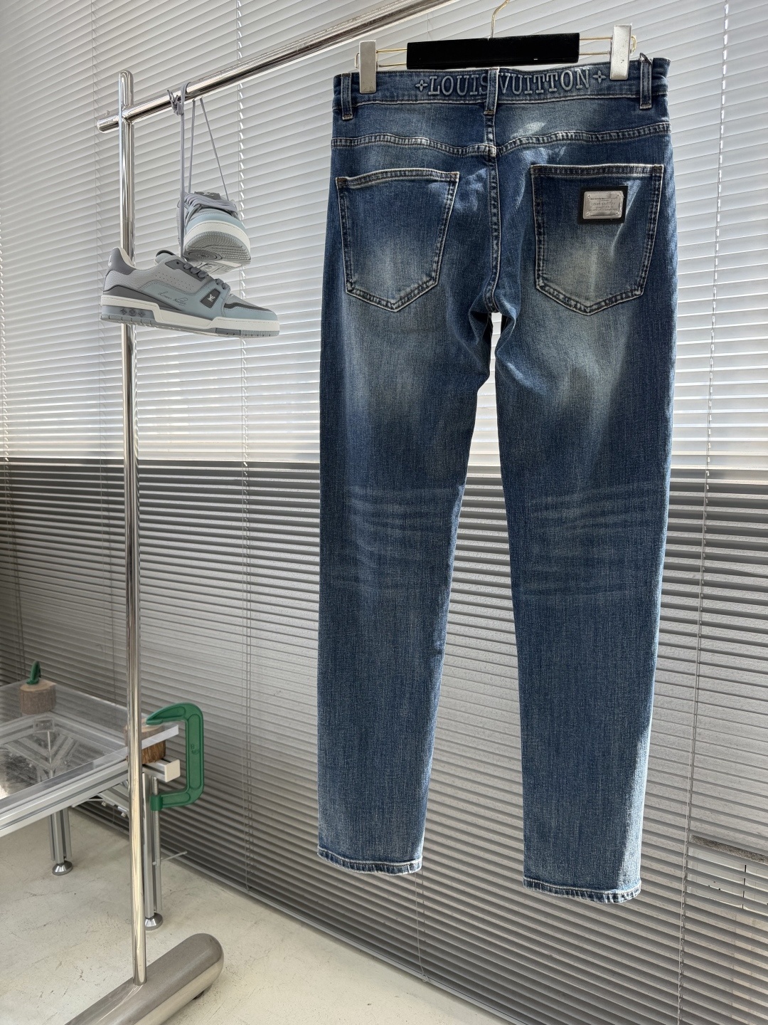 85dce9ad2444fd0c6abec343e10f1021.jpg
