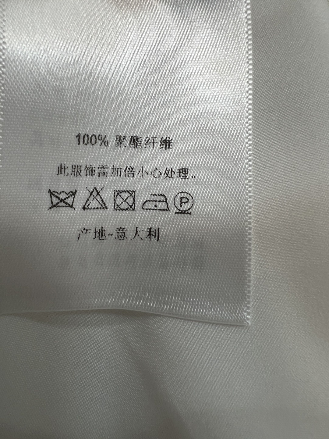9e4c284791f721e80ff9740654ab2e2a.jpg