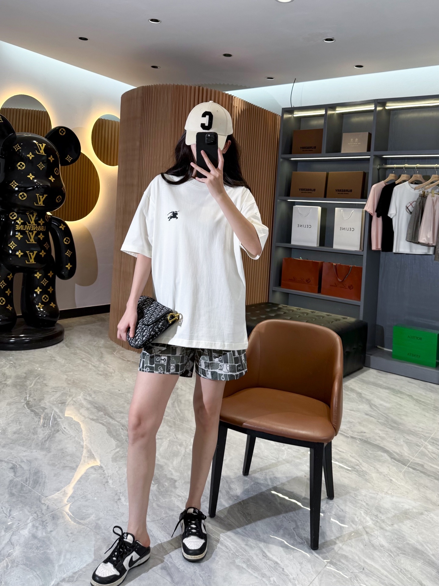 b76cf21158ee790cd2aa73d14ed6a7d3.jpg