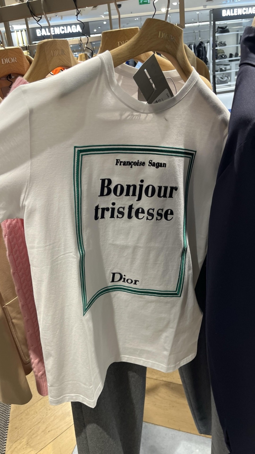 b8981e6495d3e6bcf7881ef45a75ce0d.jpg