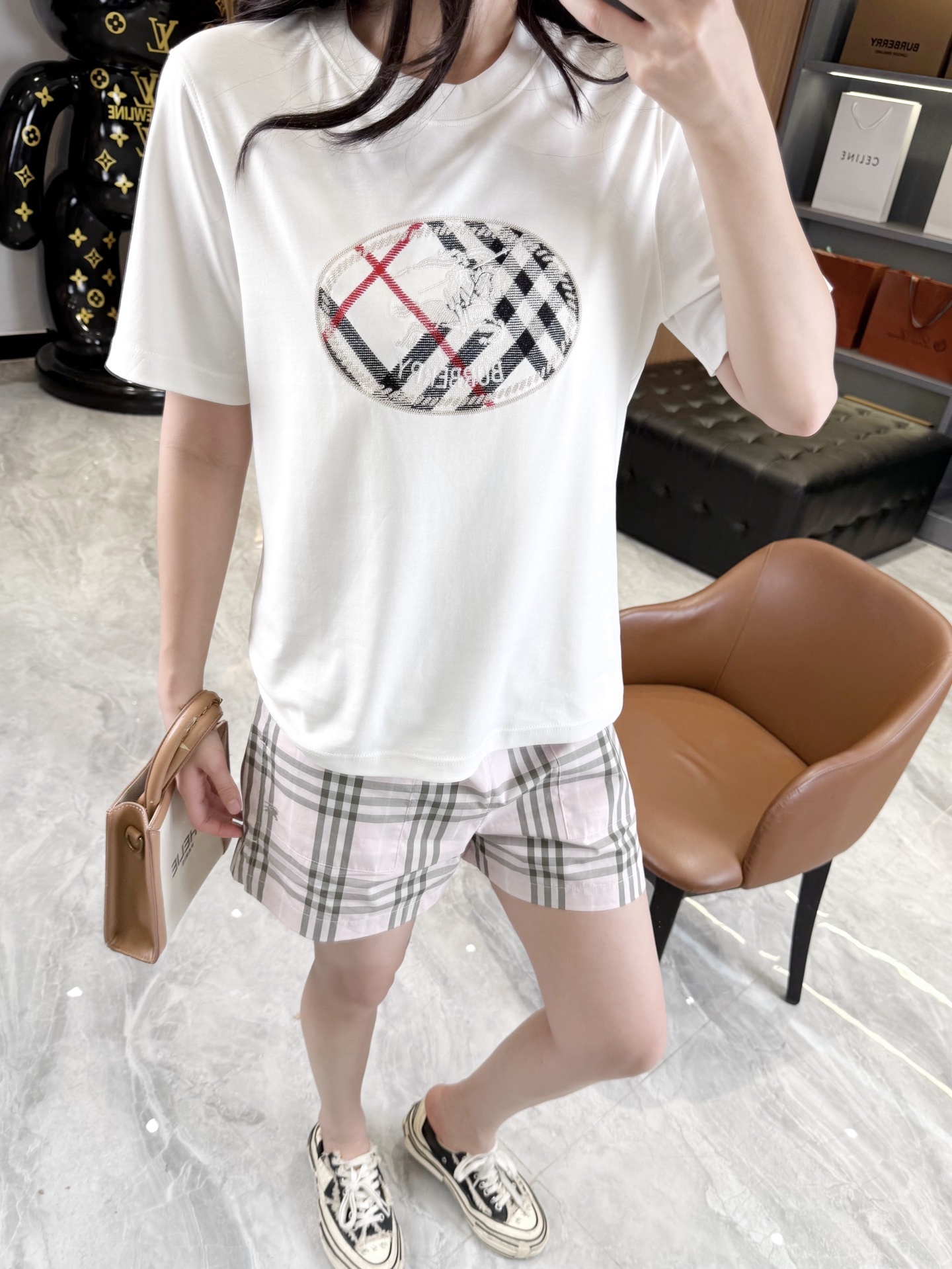 ba22c53f6c860c61cd685a2d842a70d4.jpg