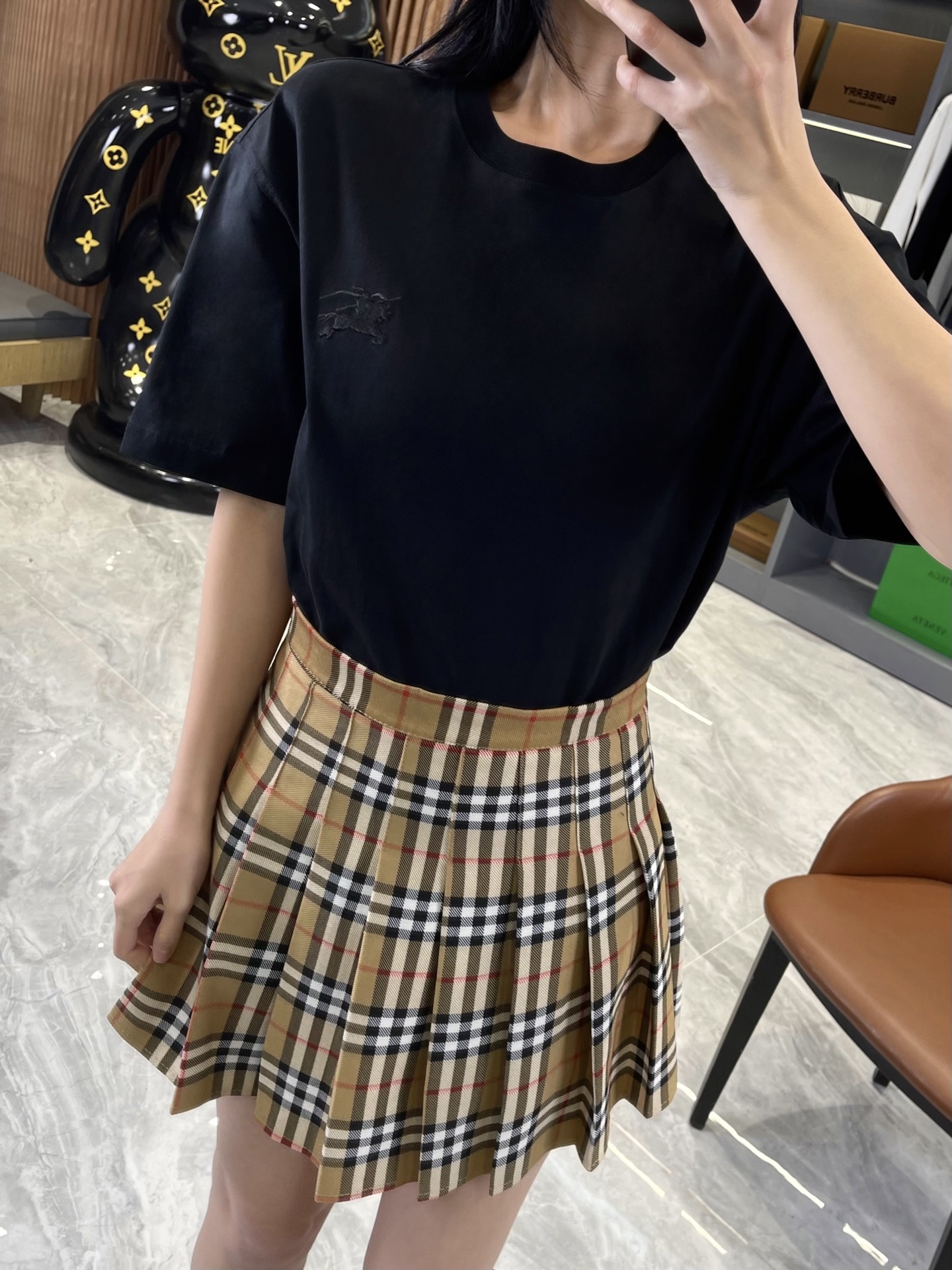 c351942080432f7660fc1d8defb8ab74.jpg