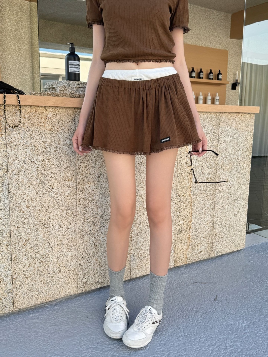 c6bfa03ae4d4370f46e5e036f1d7be89.jpg