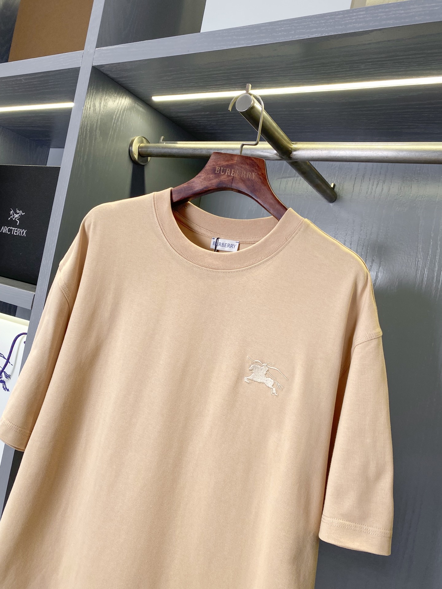 d3d83ac5506c6f6a04dacd333e6658ba.jpg