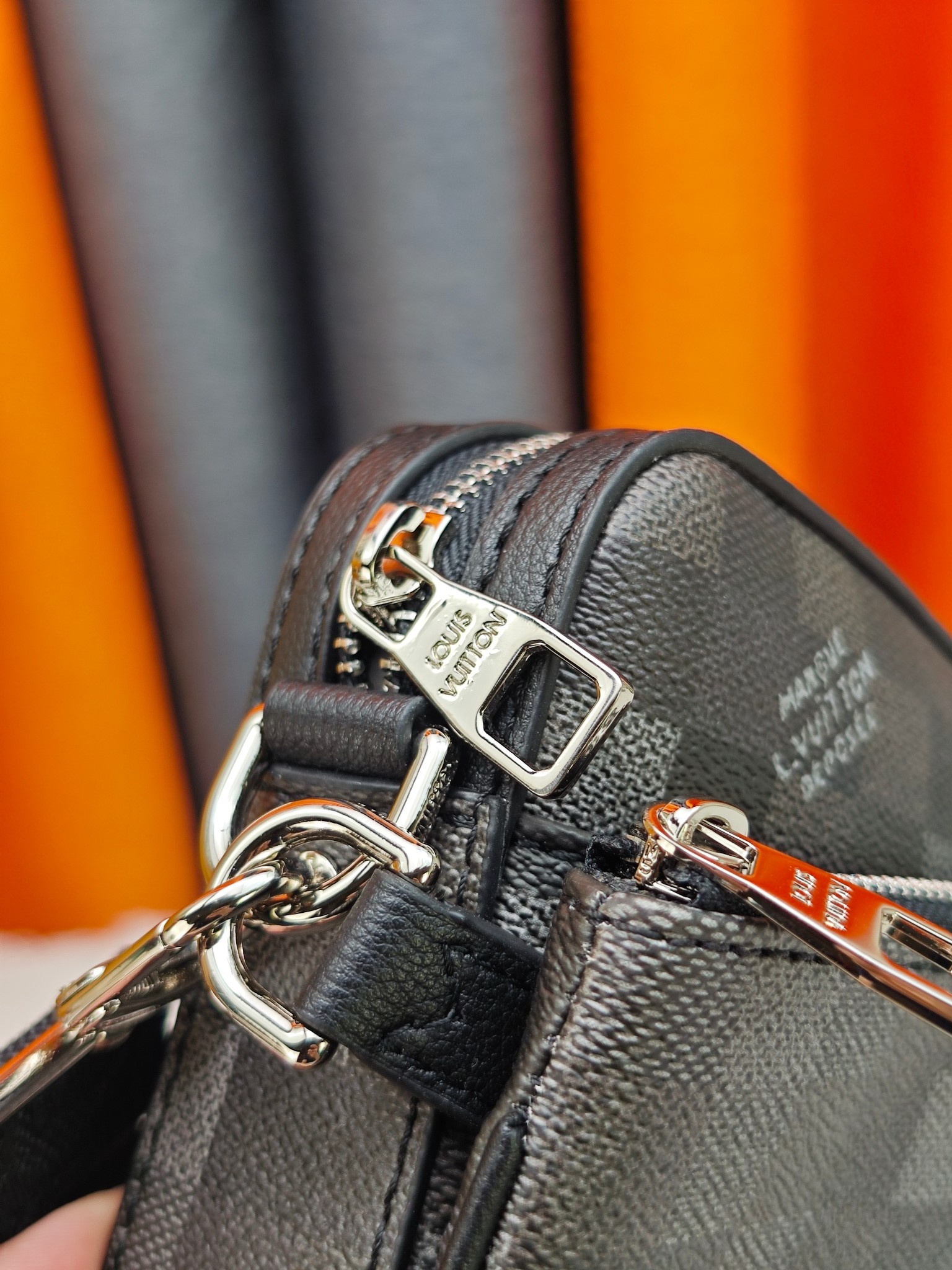 d71e2b989b3641e2ab97c07efa896a2a.jpg