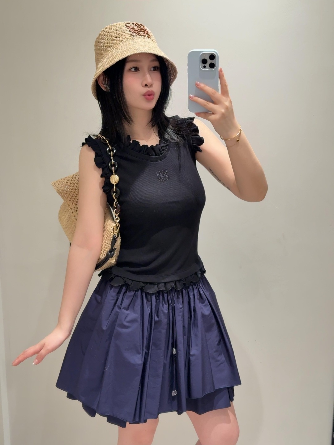 e47e6a745ab297181a20b52ca615d0b2.jpg