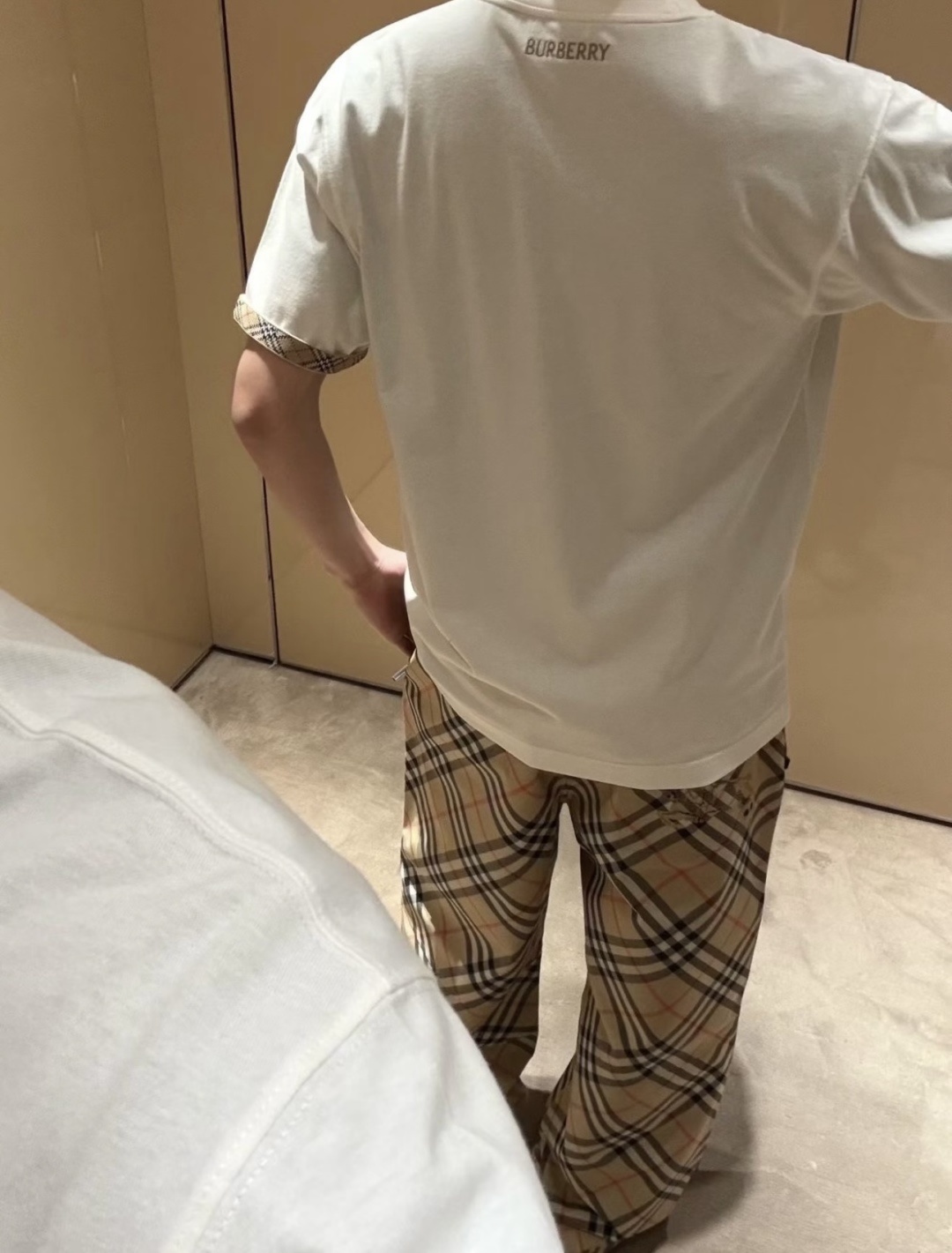 e6aef6c8cfcccd37744c30940b1f3db7.jpg