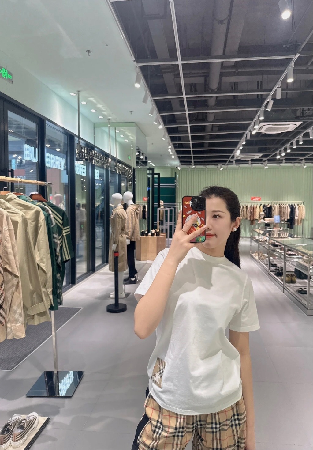 190a8f54a2b1399e8bebb661a059bfd2.jpg