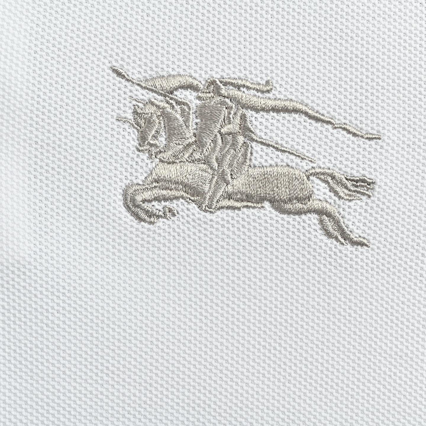 23a77f6102ea3c7f23da5ec52c649550.jpg