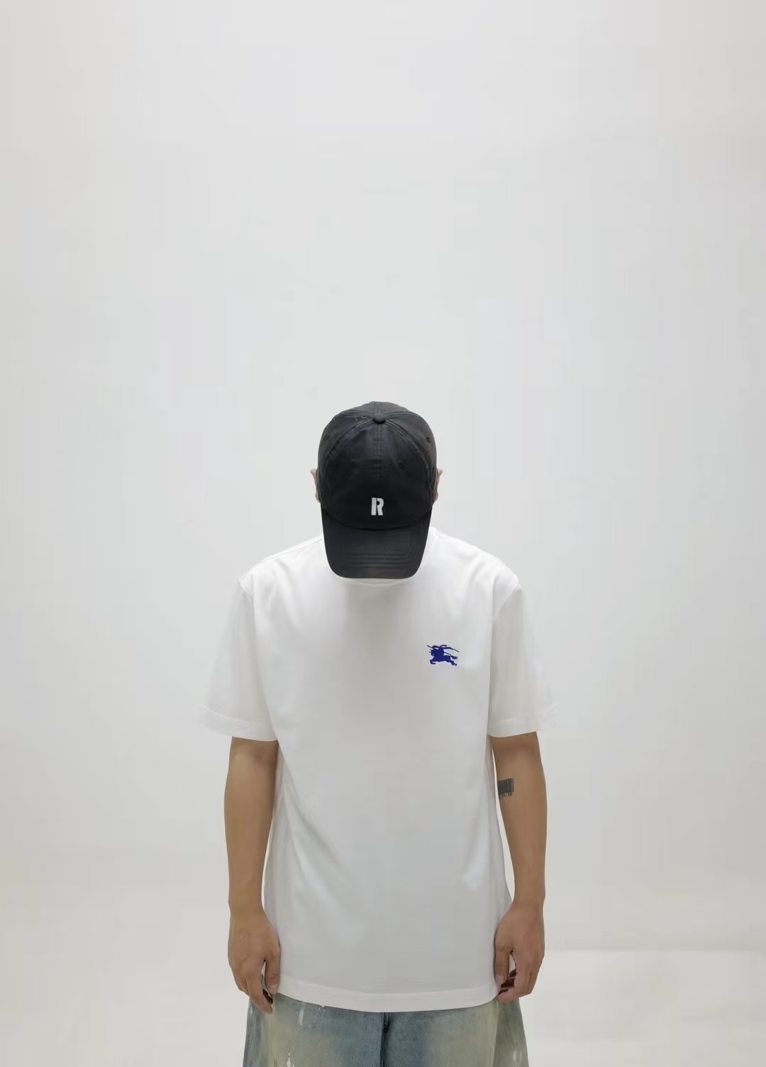 5d9f3bf54cd7d59484da6cc1ae2ca073.jpg