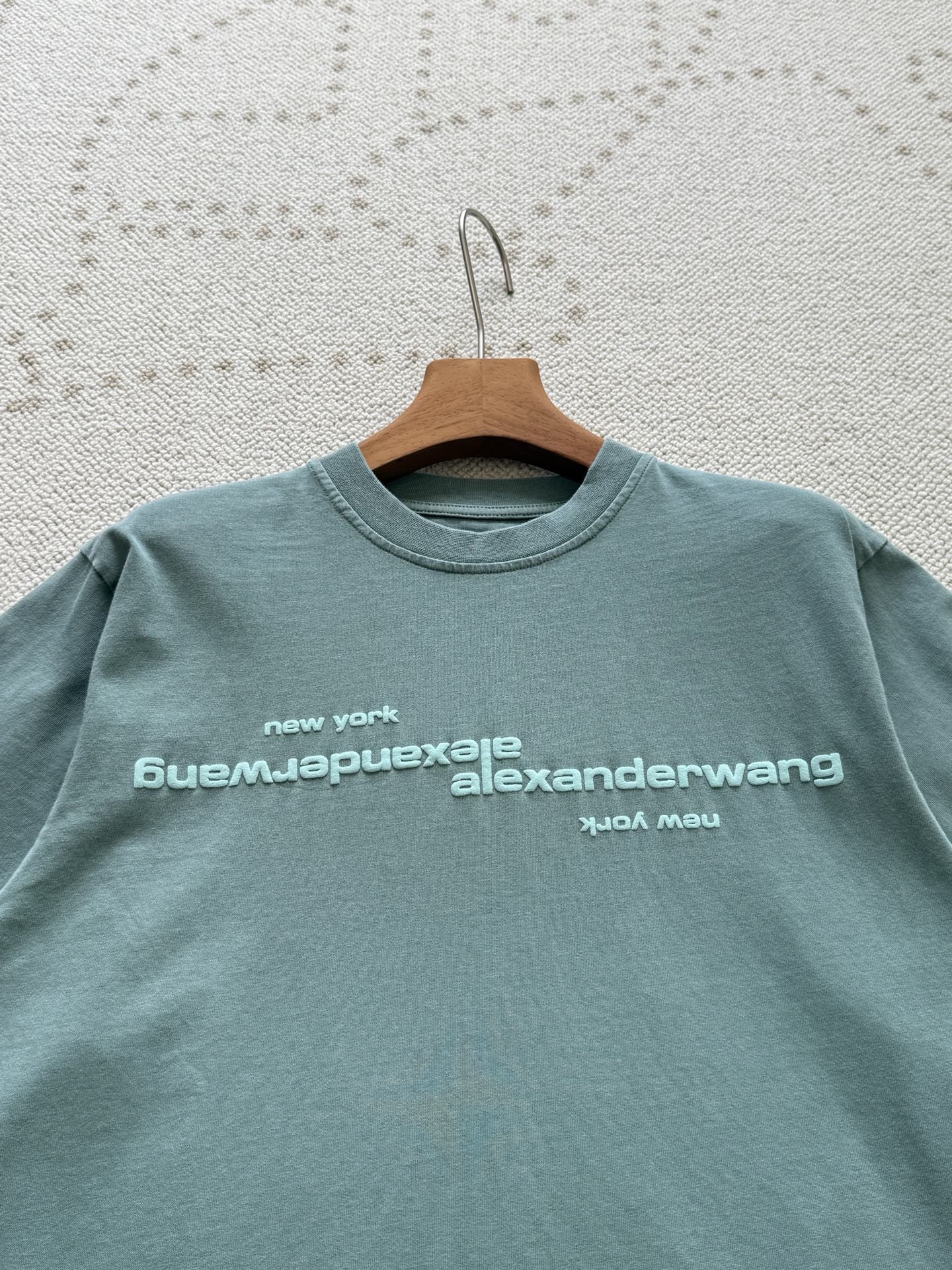 8eb803b4de57c3933fe8b24561d5416d.jpg