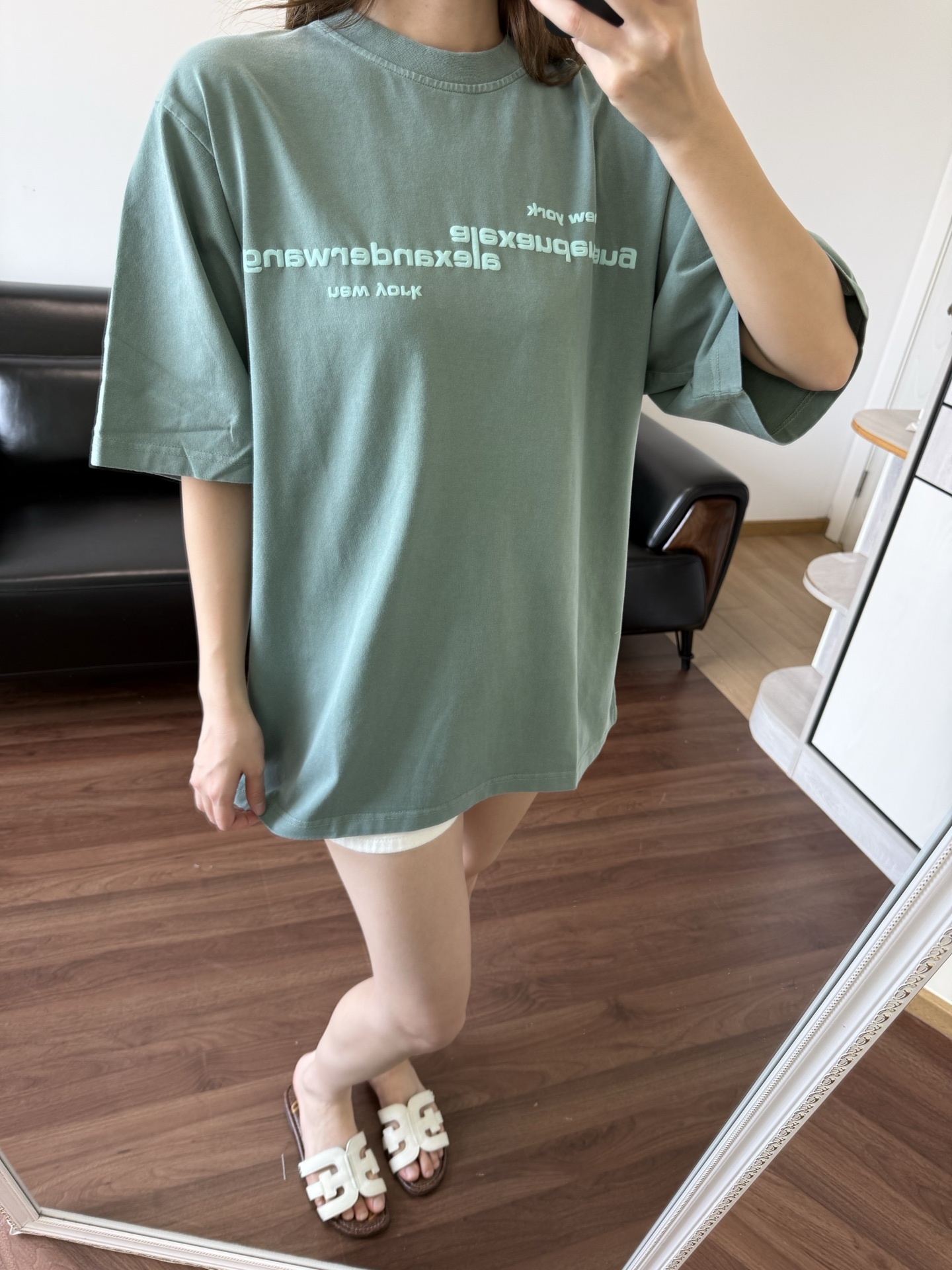dbfbfae3d2a515f6993d839d4cd697e0.jpg