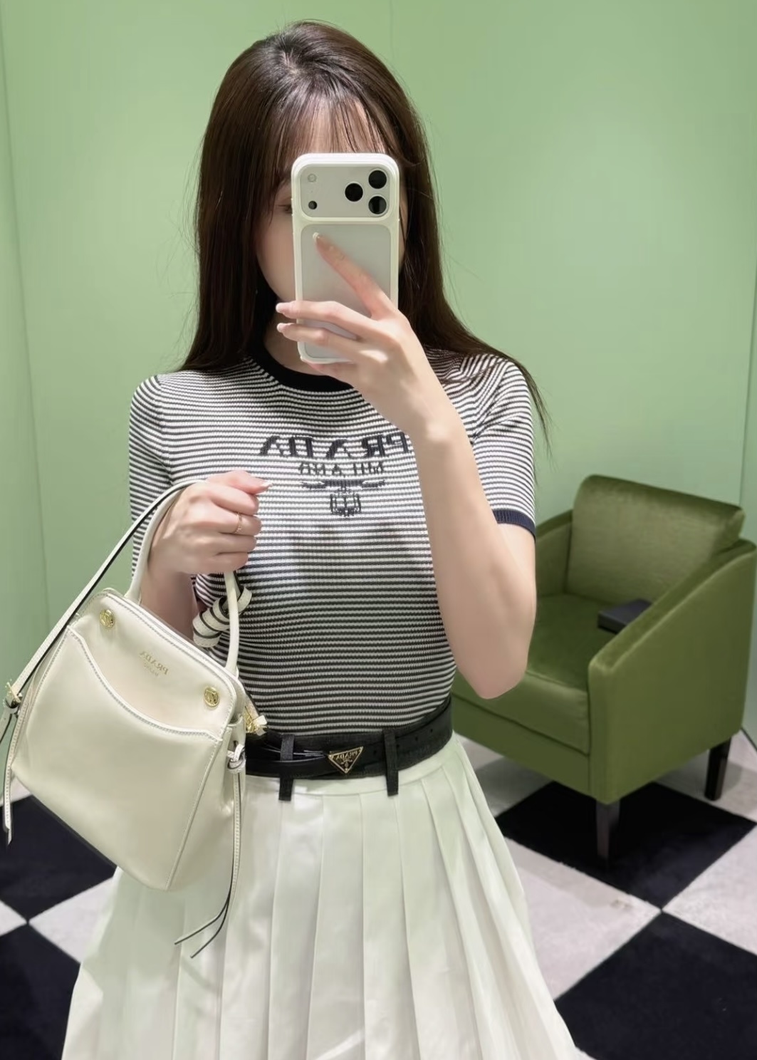 10c669011f8c40f5c1e440dbd5029222.jpg