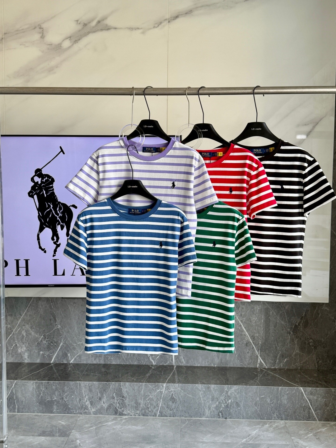 450d2bebb8927e4ae2876b5bc9b3e24d.jpg