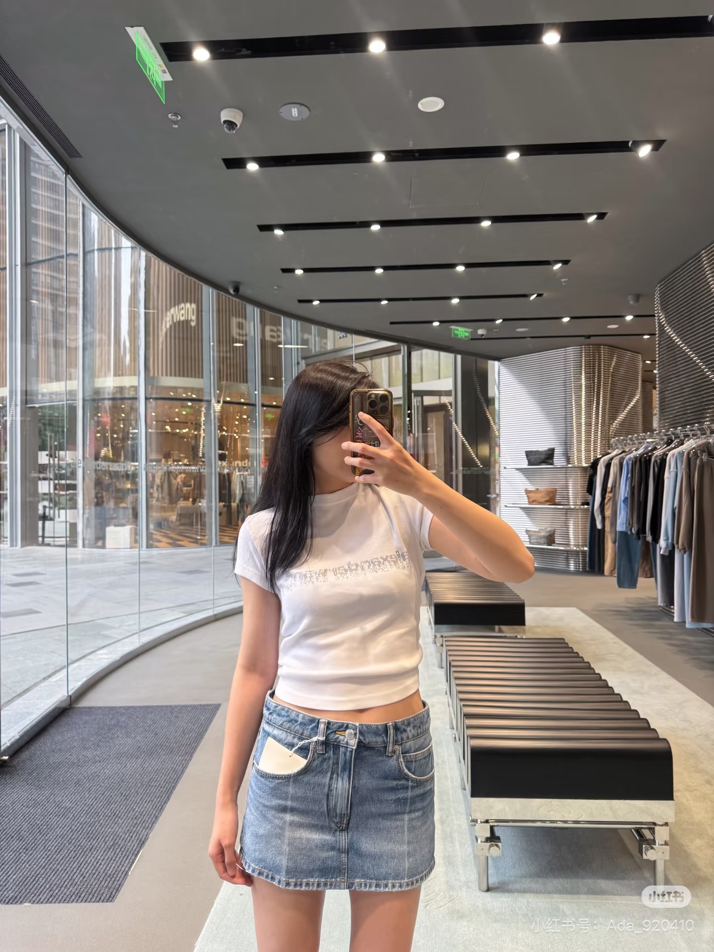a7e1cceb845a91a2b9d1bb5109eef90c.jpg