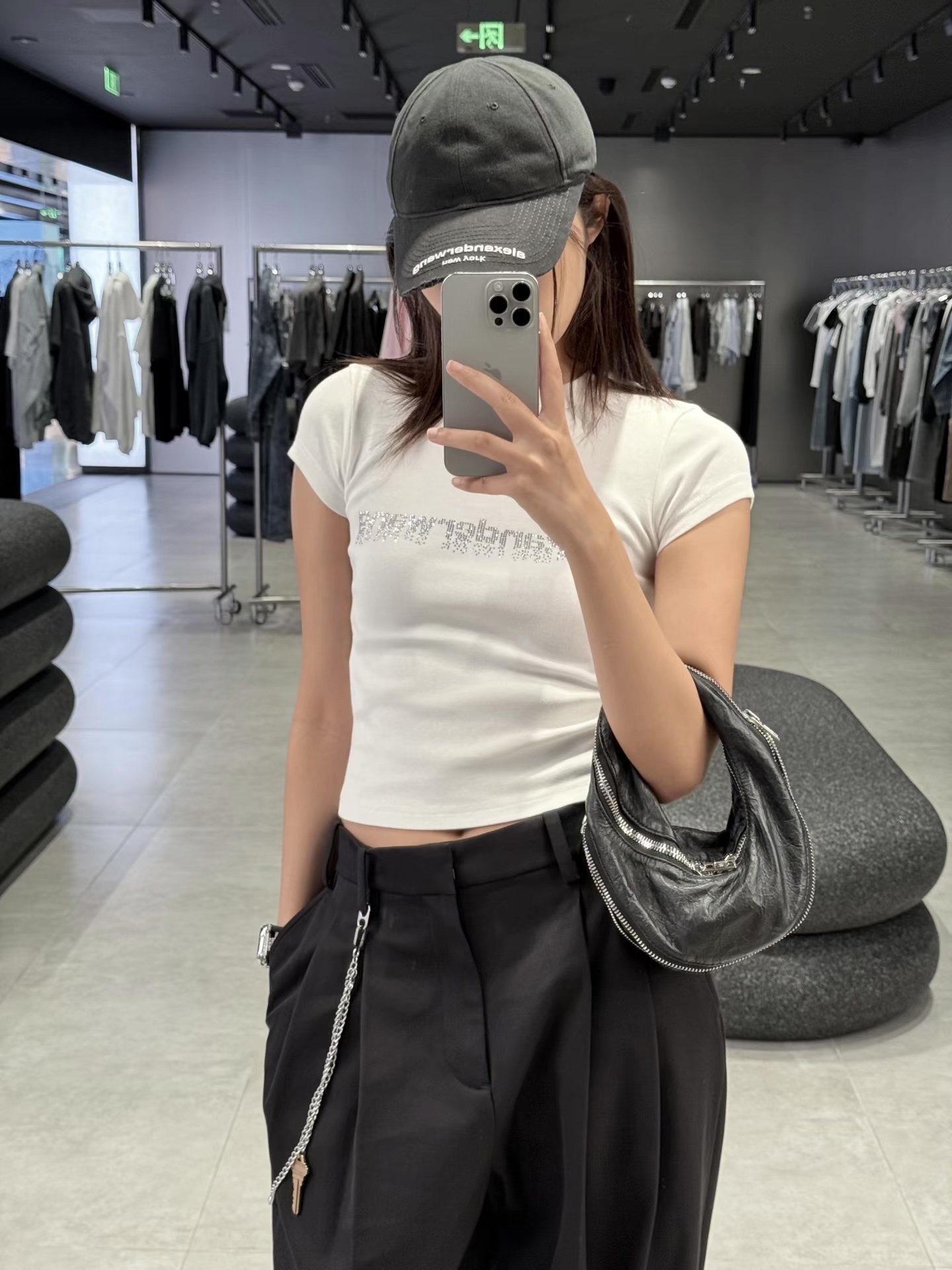 b003c467bd23d3fc2a3c20a10cdbebea.jpg