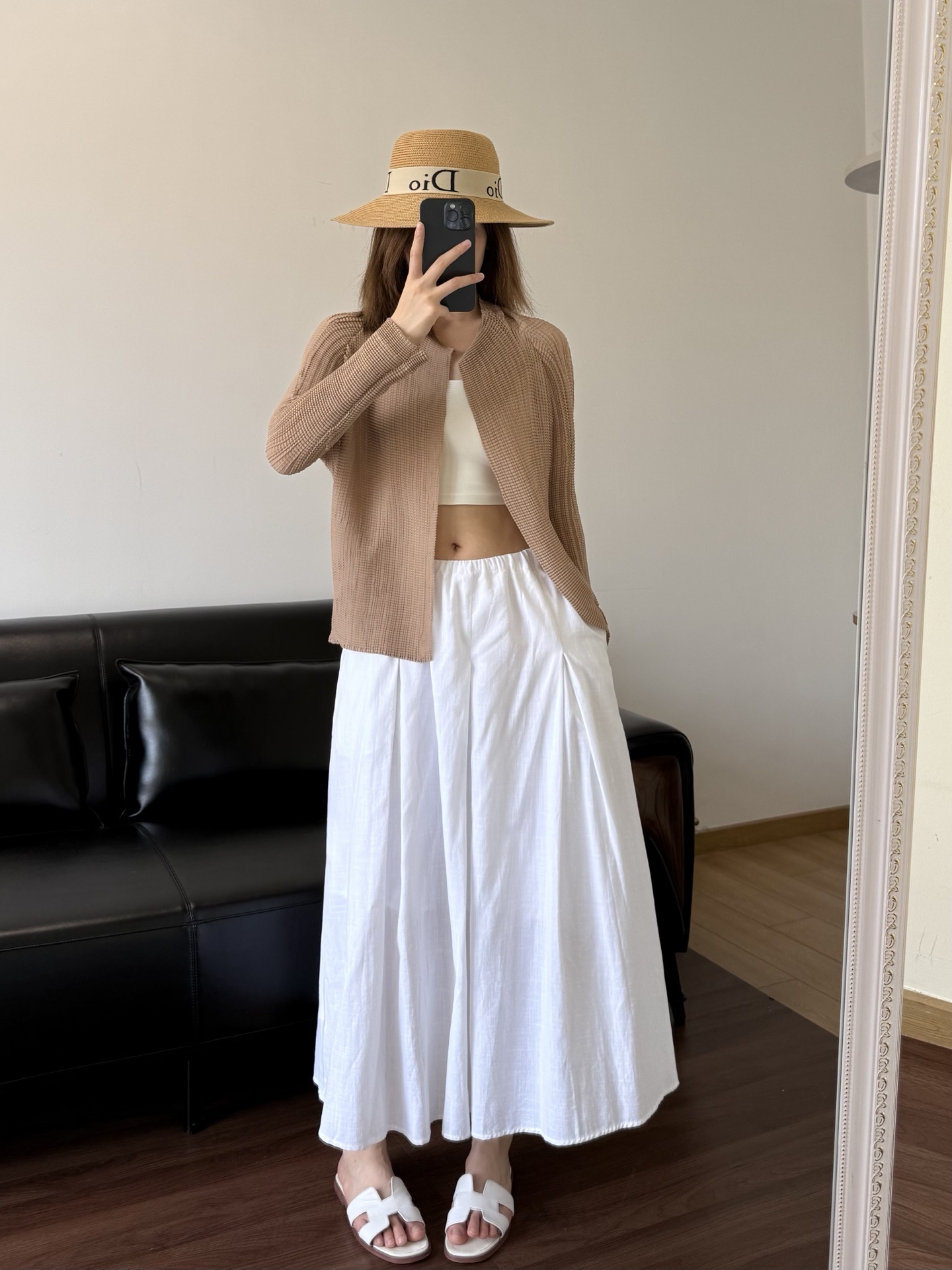 bfbd79a952d46861f9357cb3f92faff2.jpg