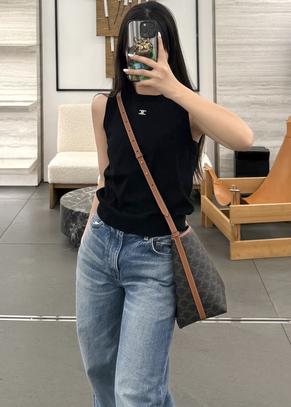 e7a47650a83b3766520809cb3c2a6d79.jpg