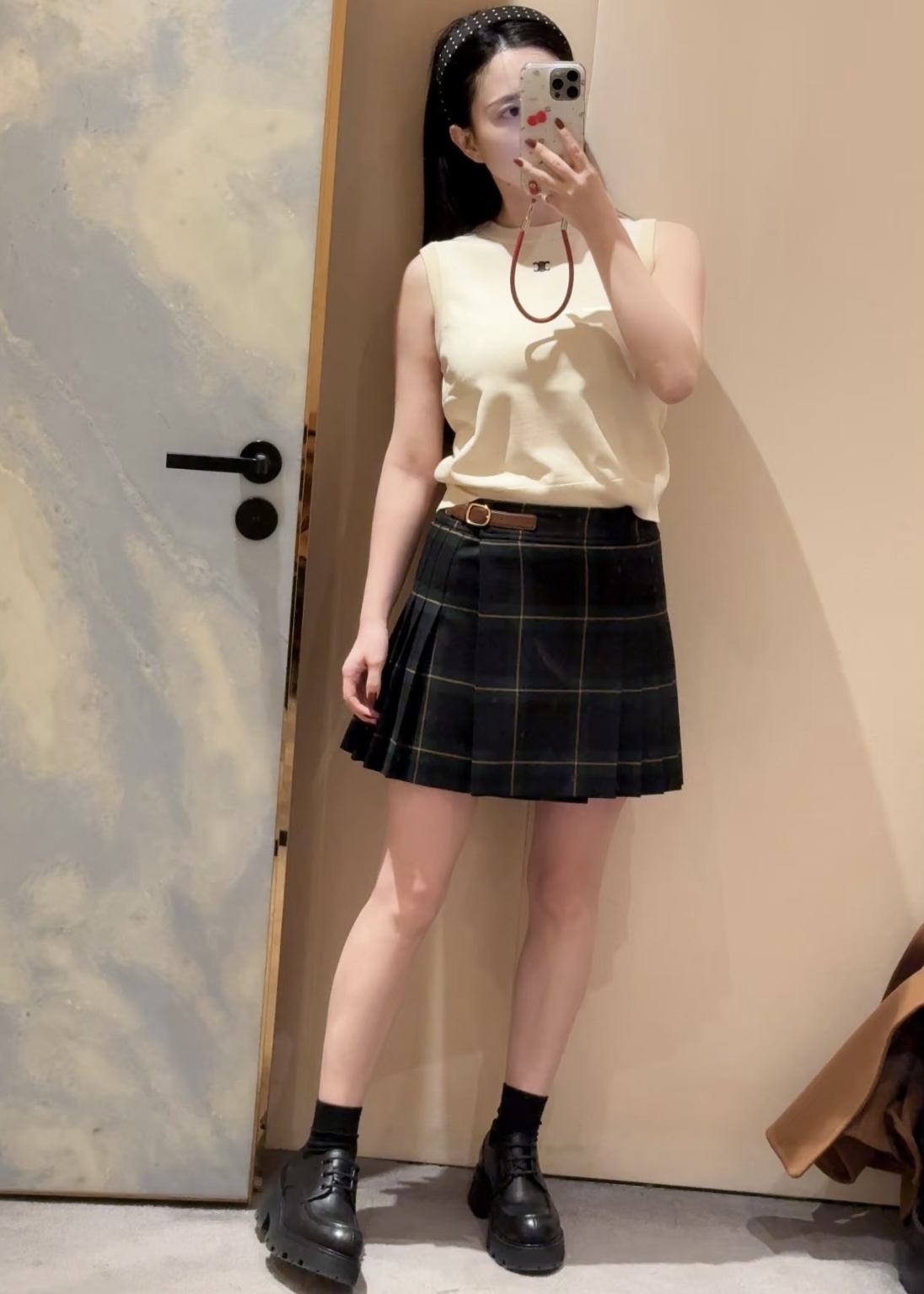 f89853a6aae24bc10724d16560744bb6.jpg