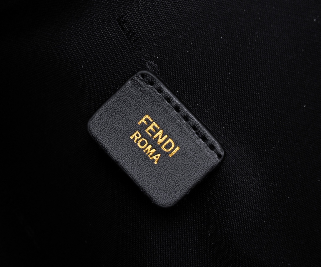 191bcbec0c4d40c6d5403a8fbdda367f.jpg