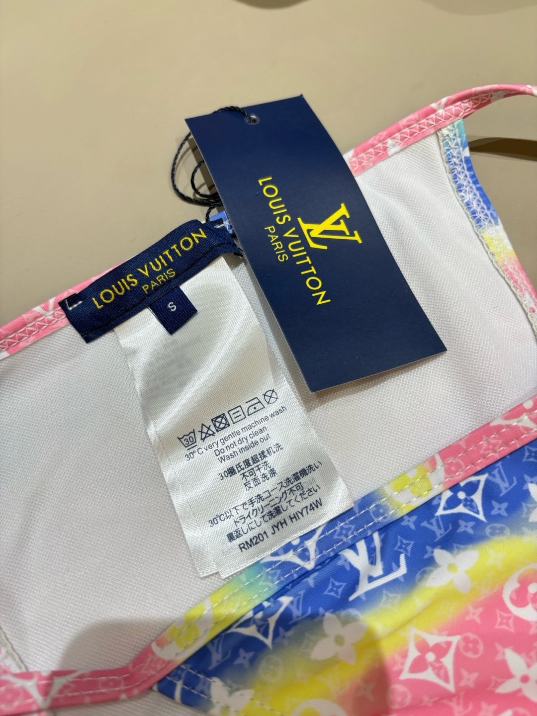 6db12d8a257b32bb9dce6ce291b0ce69.jpg